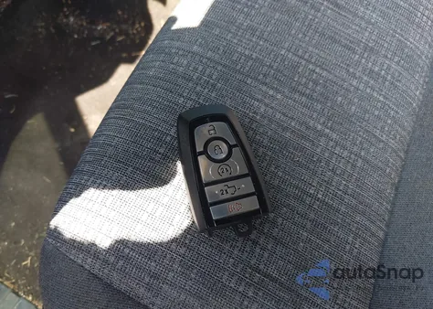 2021 Ford F-150 Xlt z USA, uszkodzony, nr VIN 1FTFX1E8XMKE31420